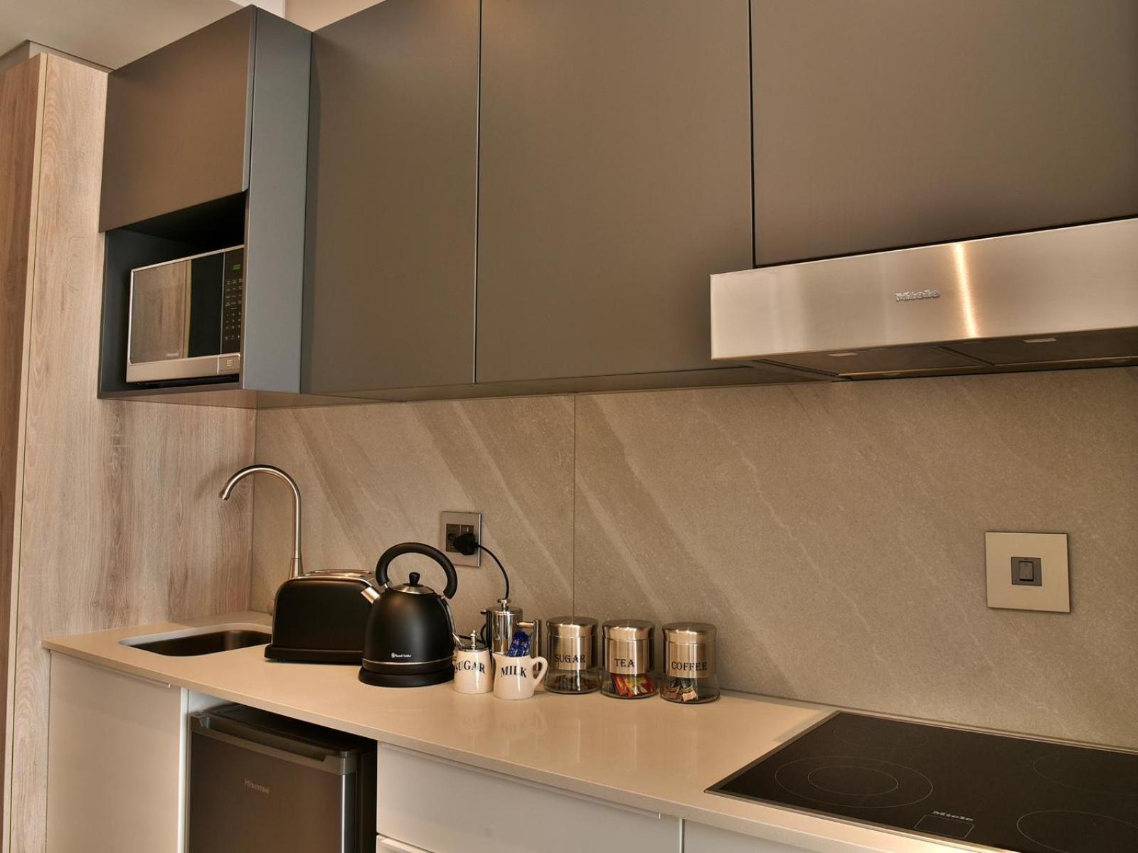 Menlyn Maine Luxury Rentals Pretoria-Noord Kamer foto