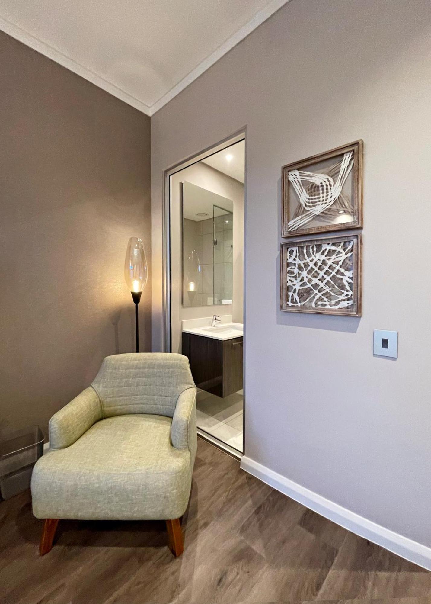 Menlyn Maine Luxury Rentals Pretoria-Noord Buitenkant foto