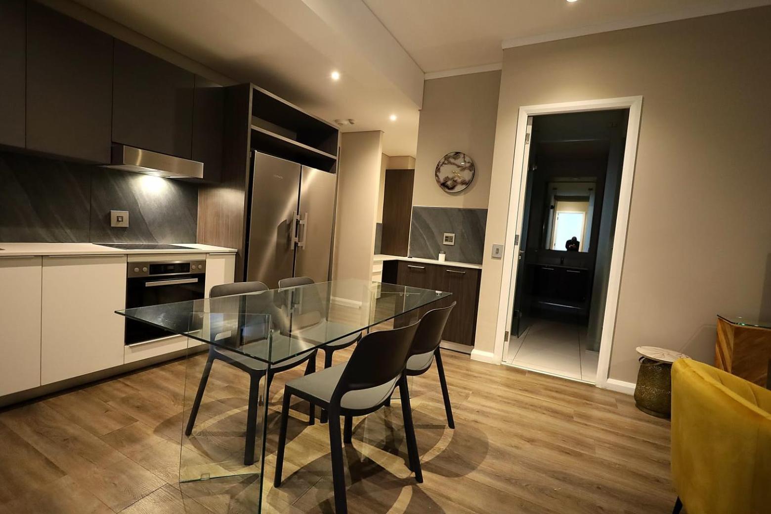 Menlyn Maine Luxury Rentals Pretoria-Noord Buitenkant foto