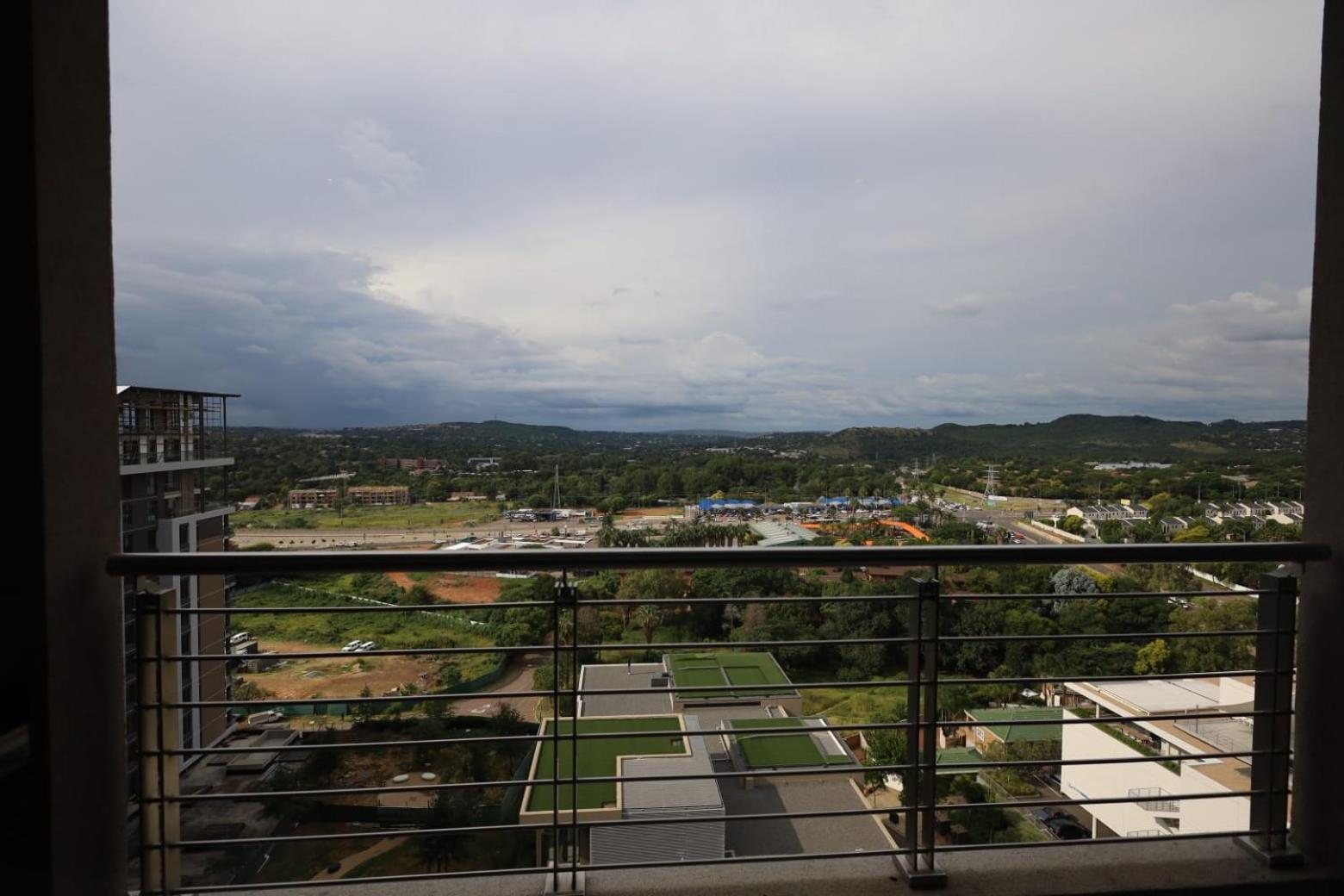 Menlyn Maine Luxury Rentals Pretoria-Noord Buitenkant foto